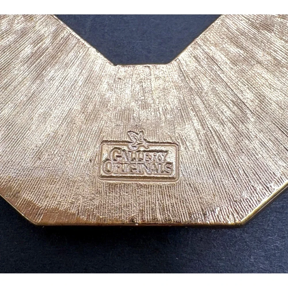 Avon Brooch Gallery Originals Blue Nile Gold Tone Blue Enamel‎ Art Deco Pin